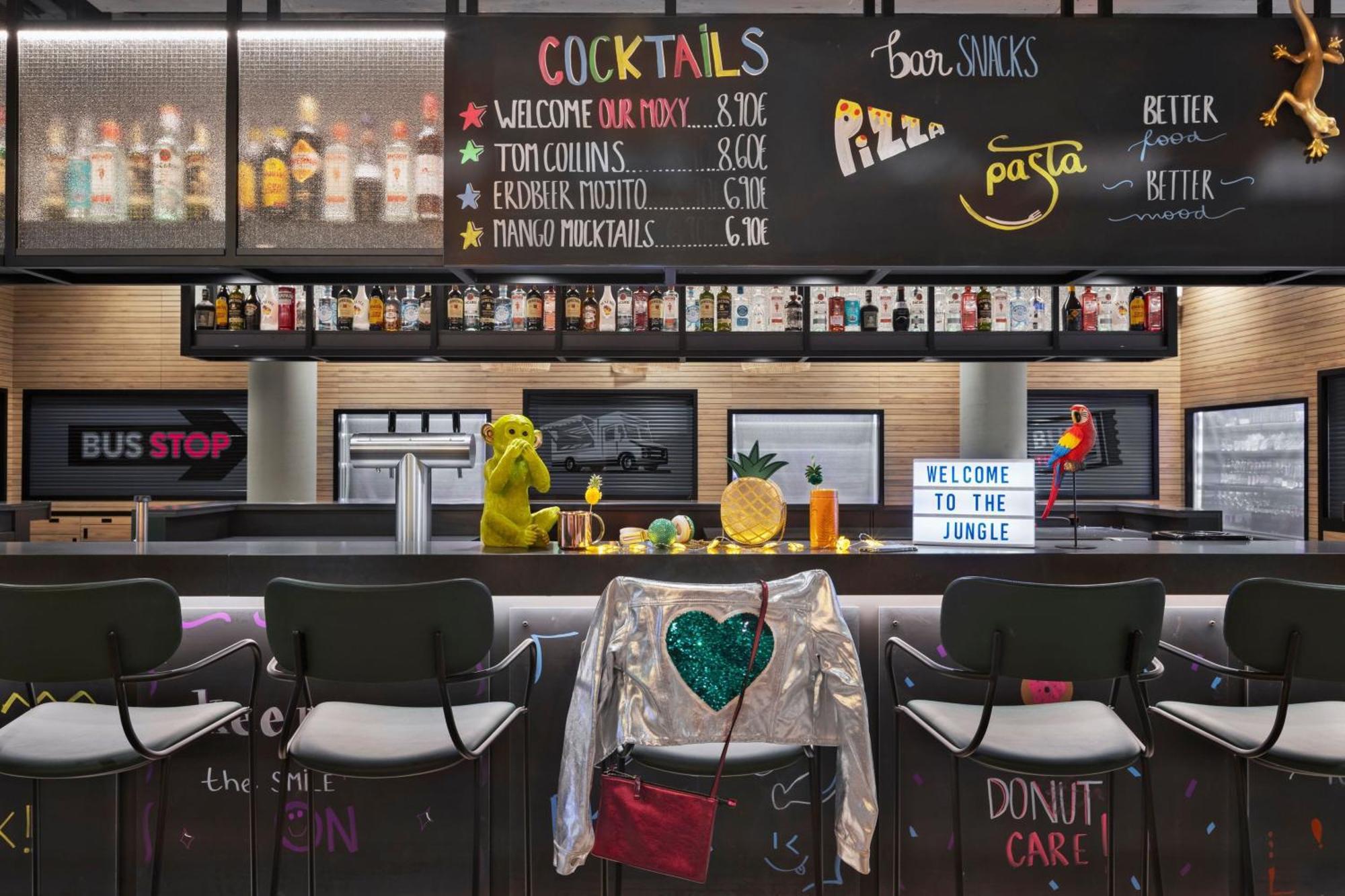 Moxy Vienna City East Buitenkant foto