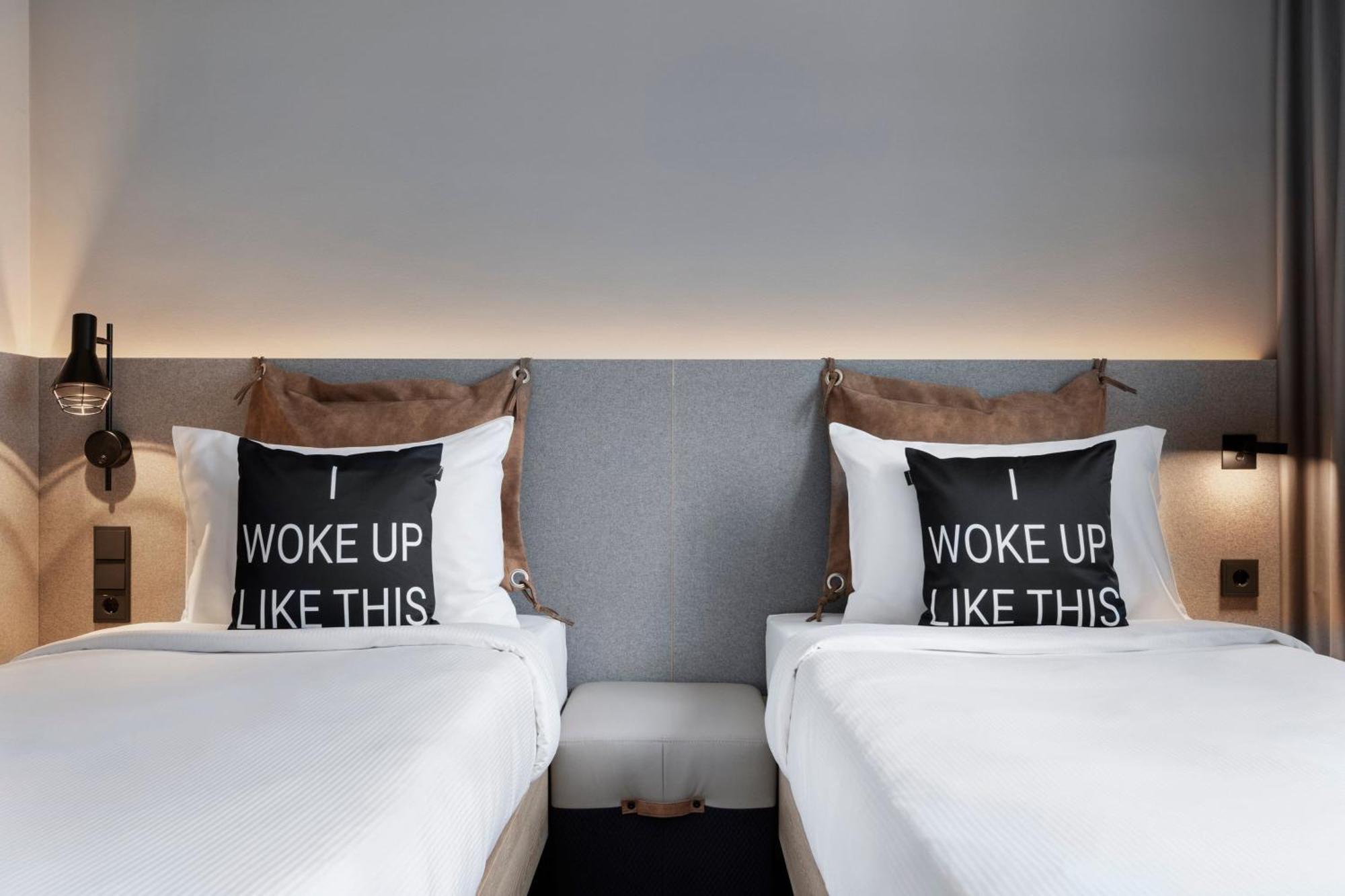 Moxy Vienna City East Buitenkant foto