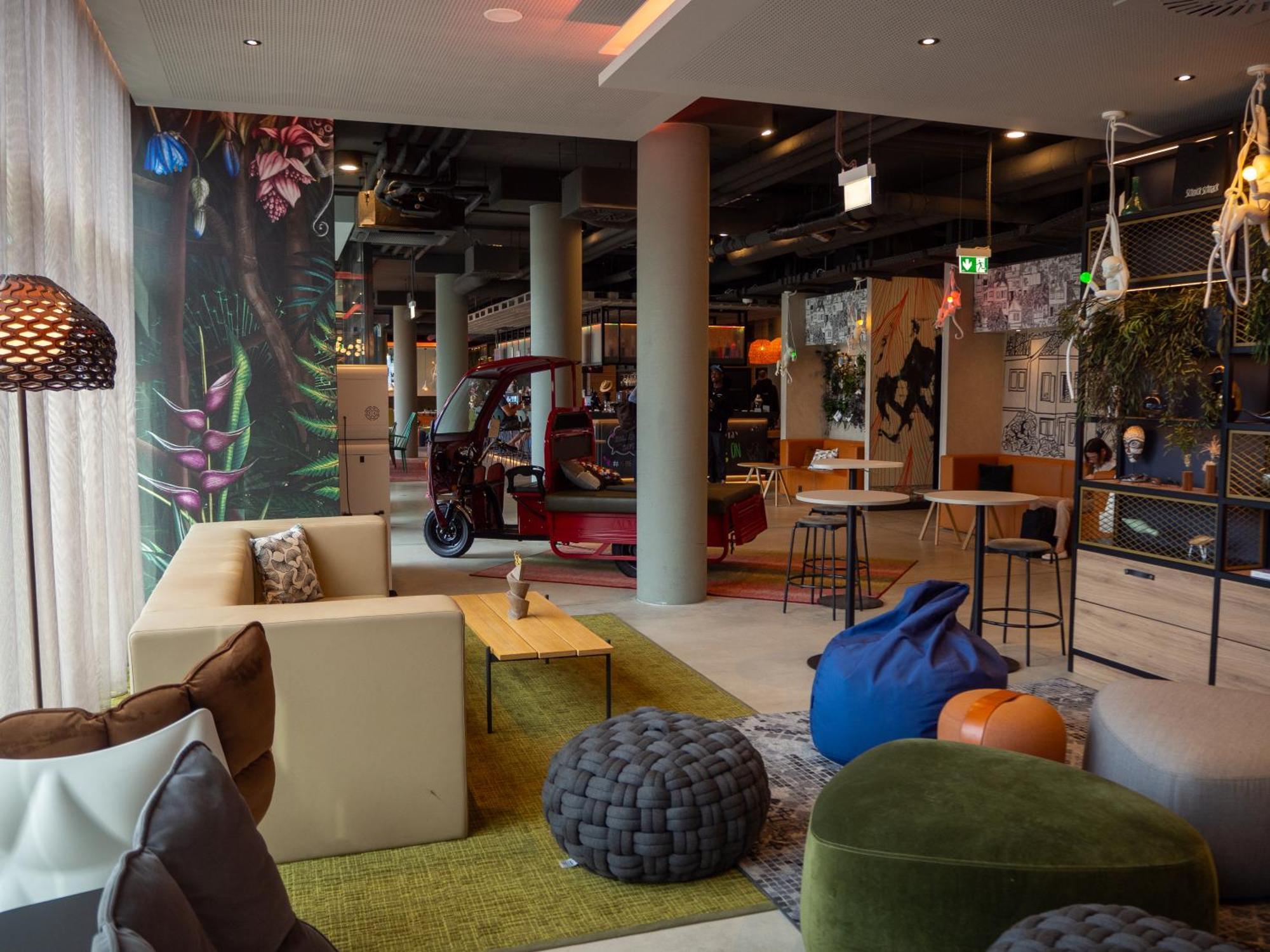Moxy Vienna City East Buitenkant foto