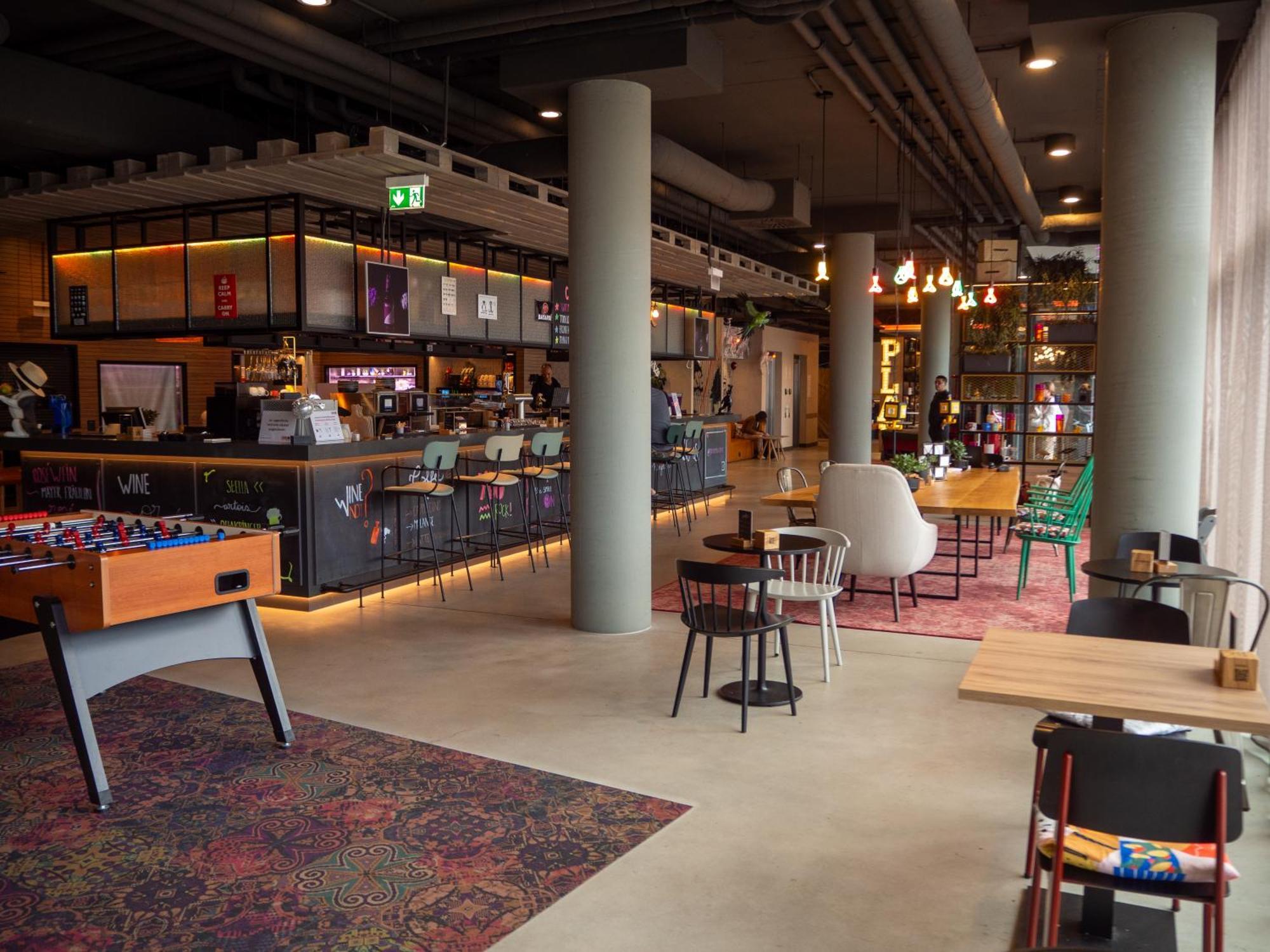 Moxy Vienna City East Buitenkant foto